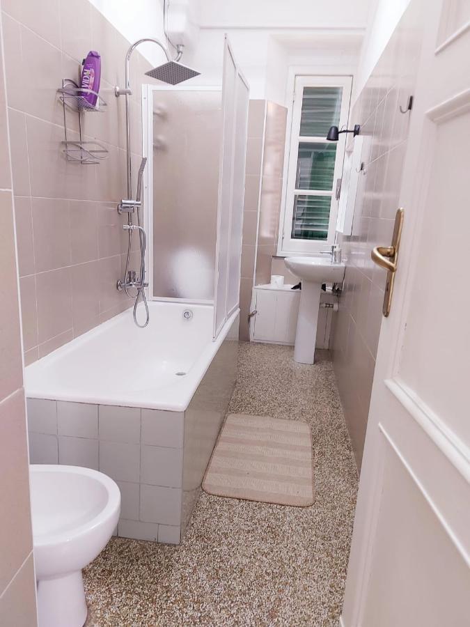 Genova Rooms Brignole B מראה חיצוני תמונה